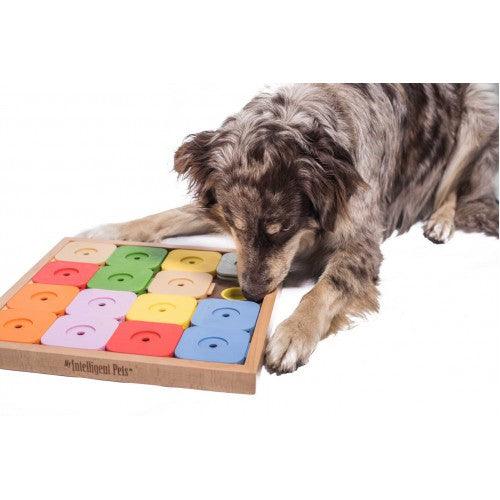 Hjernetrim hund - Sudoku 15 brikker i farger - Dyrekompaniet
